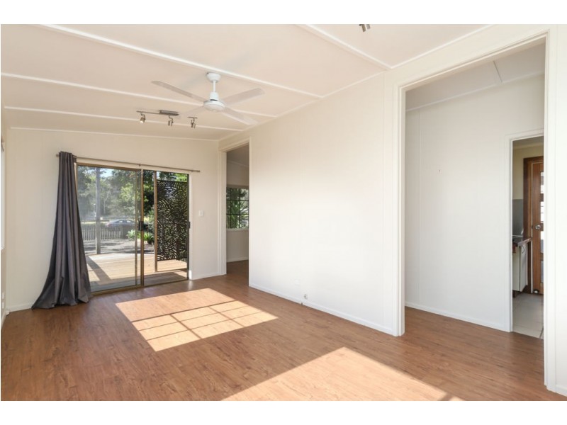 34 Jones Street, Mooloolah Valley QLD 4553