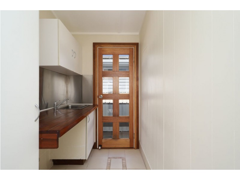 34 Jones Street, Mooloolah Valley QLD 4553