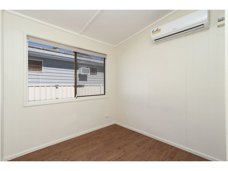 34 Jones Street, Mooloolah Valley QLD 4553