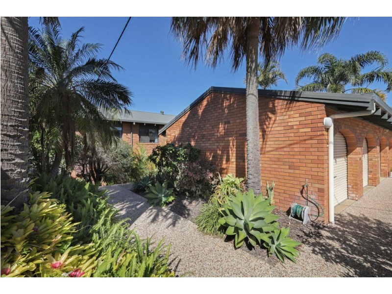 2/5-7 Barooga Crescent, Mooloolaba QLD 4557