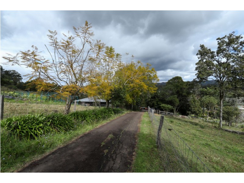 88 Thrushs Road, Dulong QLD 4560