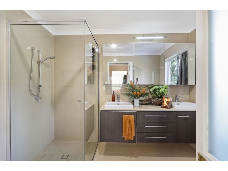 88 Thrushs Road, Dulong QLD 4560