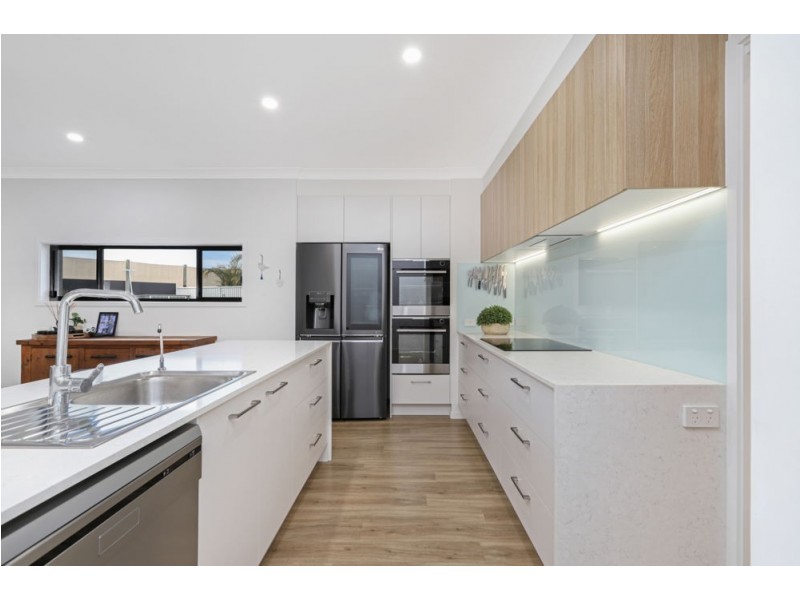 31 Waderbird Crescent, Pelican Waters QLD 4551