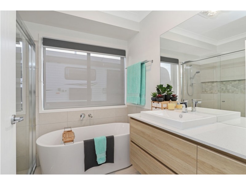 31 Waderbird Crescent, Pelican Waters QLD 4551