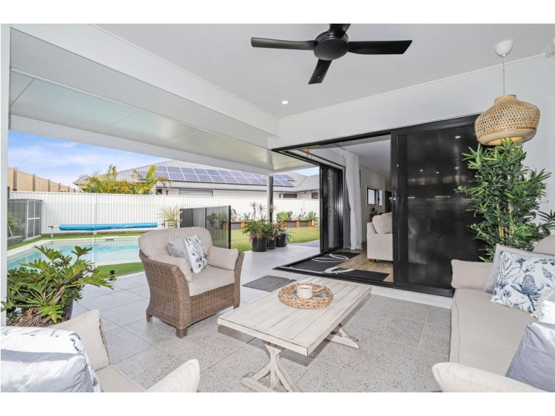 31 Waderbird Crescent, Pelican Waters QLD 4551