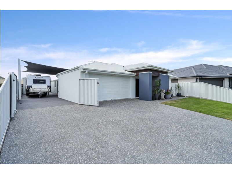 31 Waderbird Crescent, Pelican Waters QLD 4551