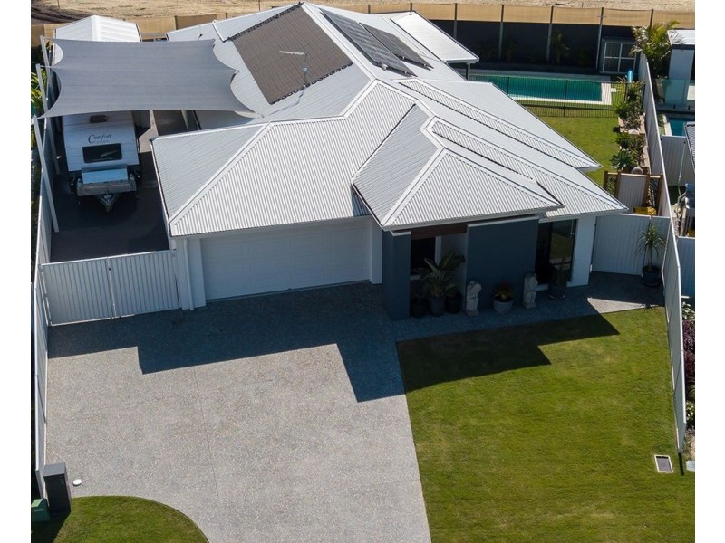 31 Waderbird Crescent, Pelican Waters QLD 4551