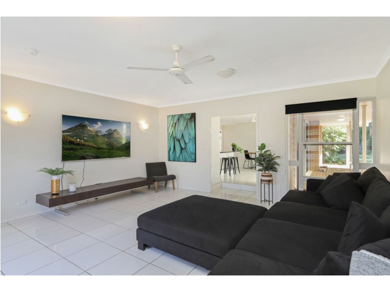 59 Amarina Avenue, Mooloolaba QLD 4557