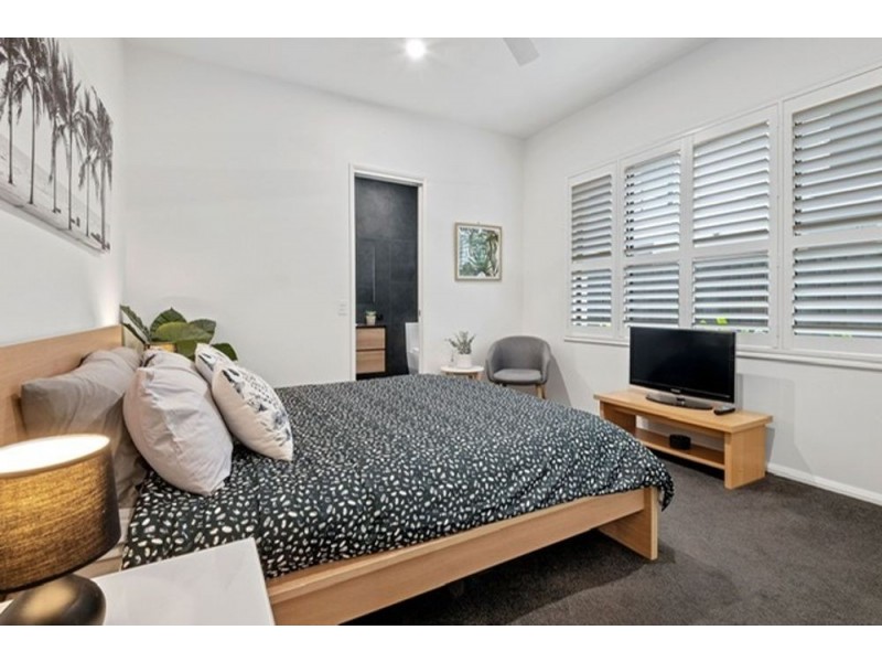 60 Marina View Drive, Pelican Waters QLD 4551