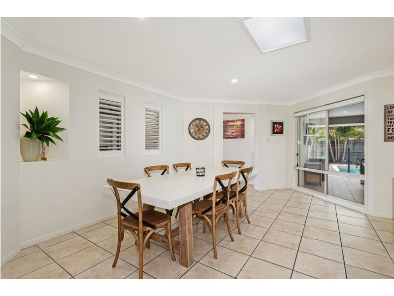 8 Whitewood Court, Mountain Creek QLD 4557