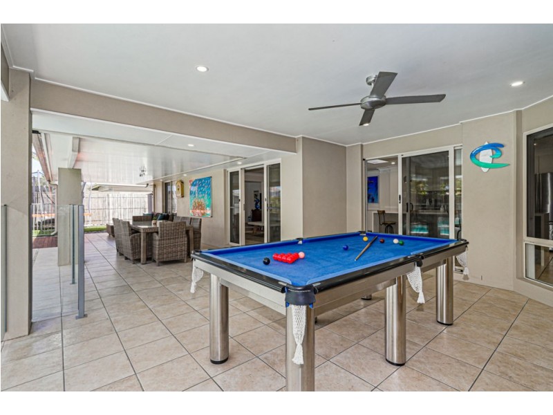 8 Whitewood Court, Mountain Creek QLD 4557