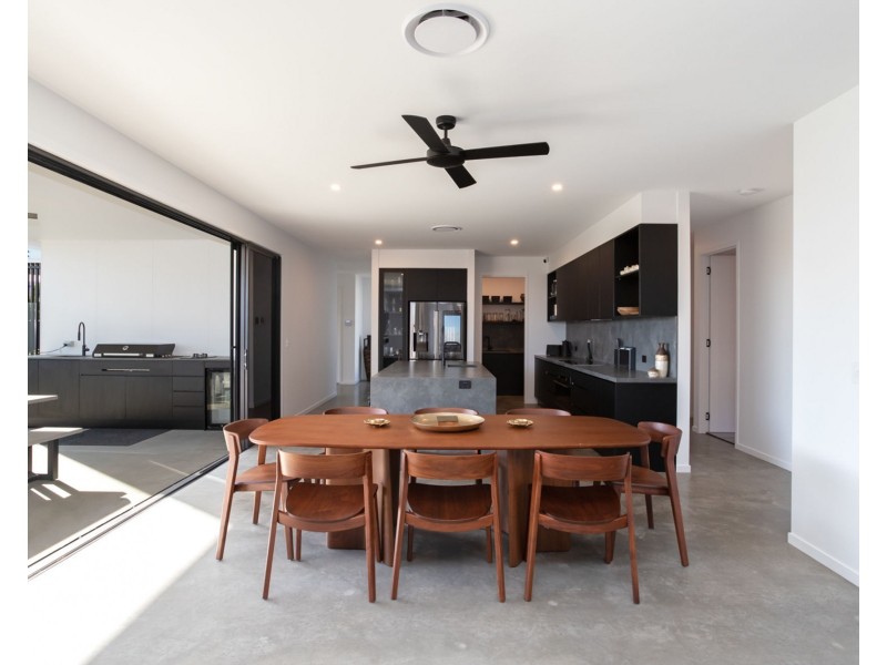 77 Marina View Drive, Pelican Waters QLD 4551