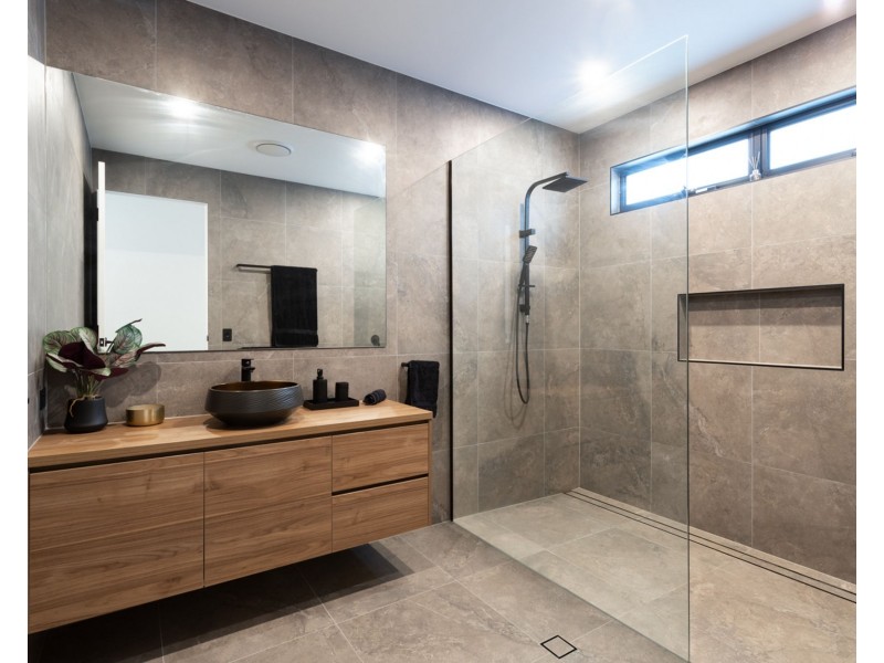 77 Marina View Drive, Pelican Waters QLD 4551