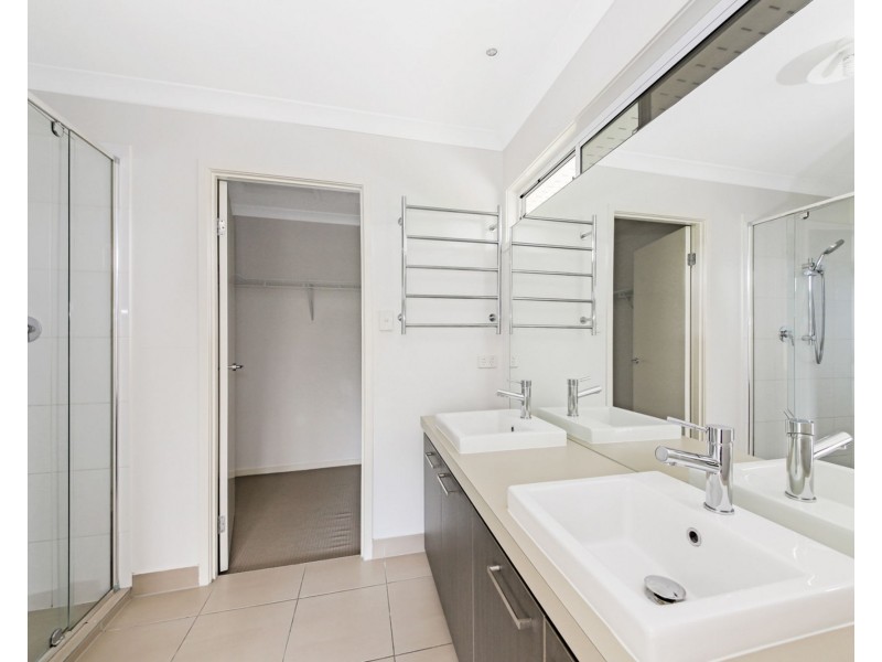 27 Caraway Street, Springfield Lakes QLD 4300