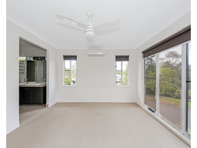 27 Caraway Street, Springfield Lakes QLD 4300