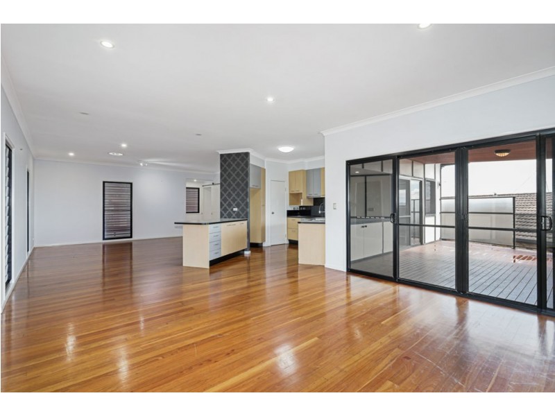 33 Culla Culla Street, Battery Hill QLD 4551