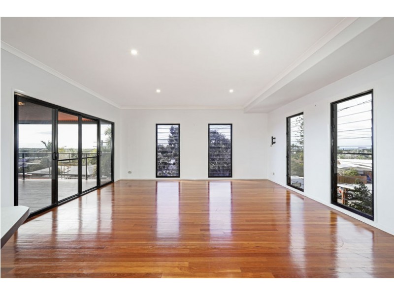 33 Culla Culla Street, Battery Hill QLD 4551