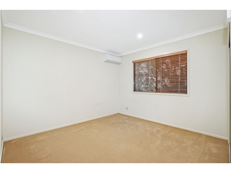 33 Culla Culla Street, Battery Hill QLD 4551
