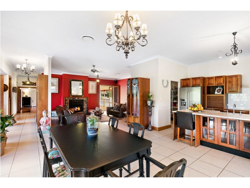 406 Blackall Range Road, West Woombye QLD 4559