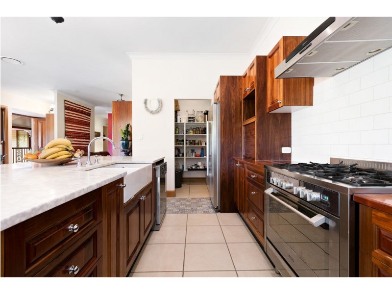 406 Blackall Range Road, West Woombye QLD 4559