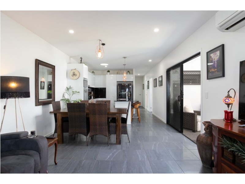 86 Tranquility Way, Palmview QLD 4553