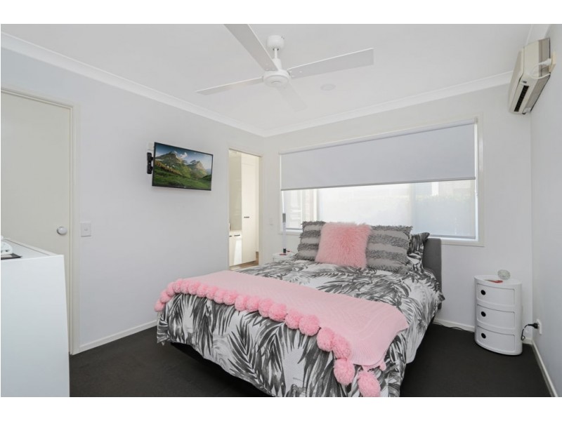 43 Fernleigh Crescent, Mountain Creek QLD 4557
