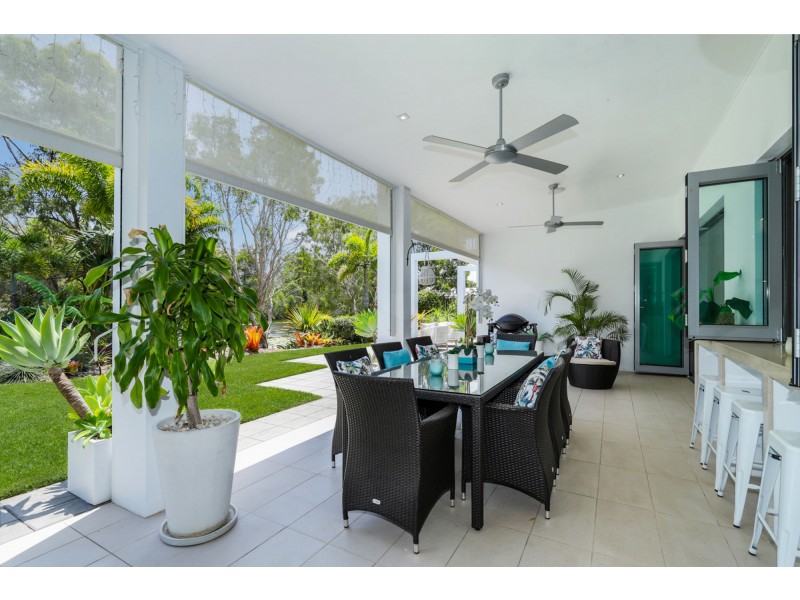 11 Stephen Burton Way, Pelican Waters QLD 4551