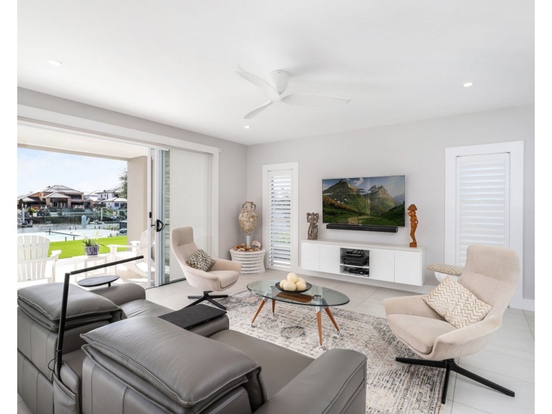 45 Edwardson Drive, Pelican Waters QLD 4551