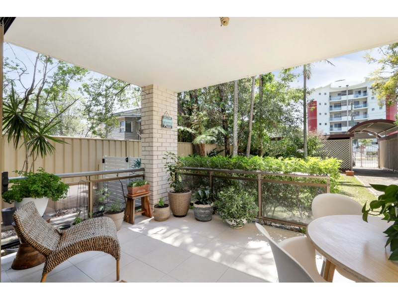 123 Duporth Avenue, Maroochydore QLD 4558