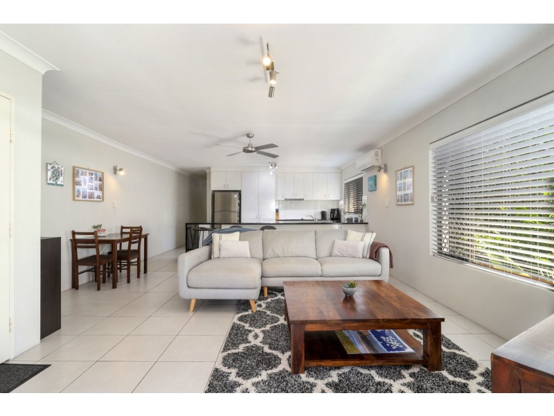 123 Duporth Avenue, Maroochydore QLD 4558