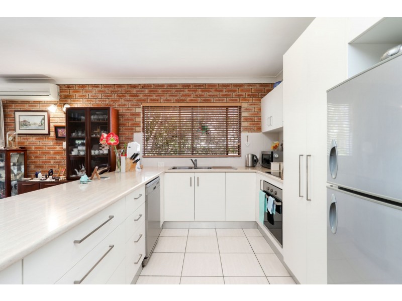 123 Duporth Avenue, Maroochydore QLD 4558