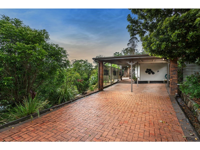 4 Suzen Court, Mooloolah Valley QLD 4553