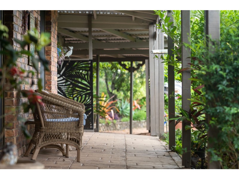 4 Suzen Court, Mooloolah Valley QLD 4553