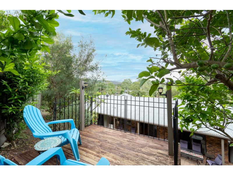 4 Suzen Court, Mooloolah Valley QLD 4553