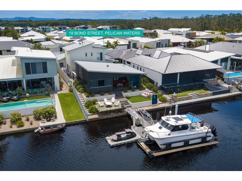 19 Bond Street, Pelican Waters QLD 4551
