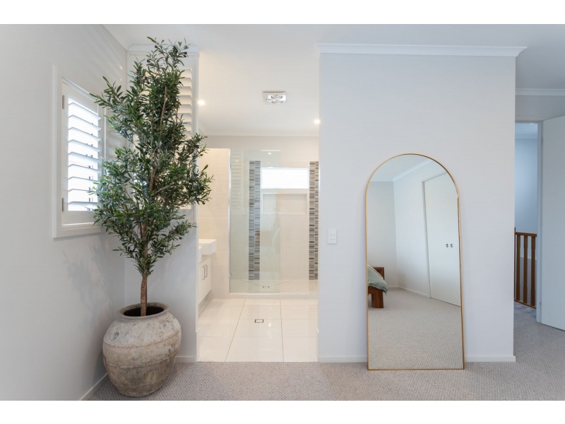 19 Bond Street, Pelican Waters QLD 4551