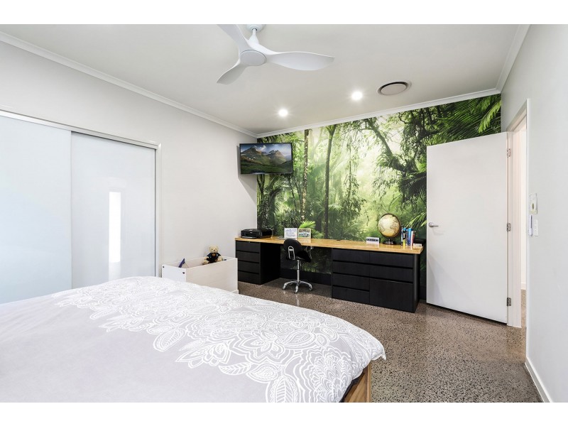 19 Bond Street, Pelican Waters QLD 4551