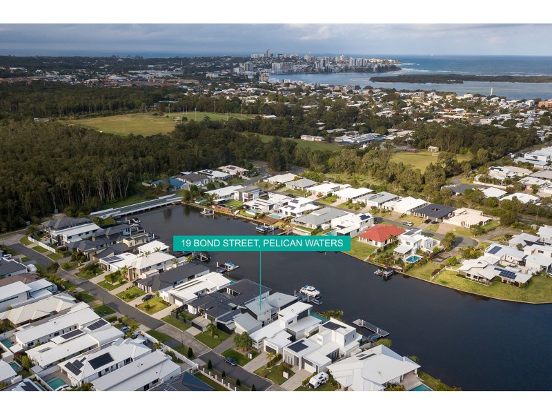 19 Bond Street, Pelican Waters QLD 4551