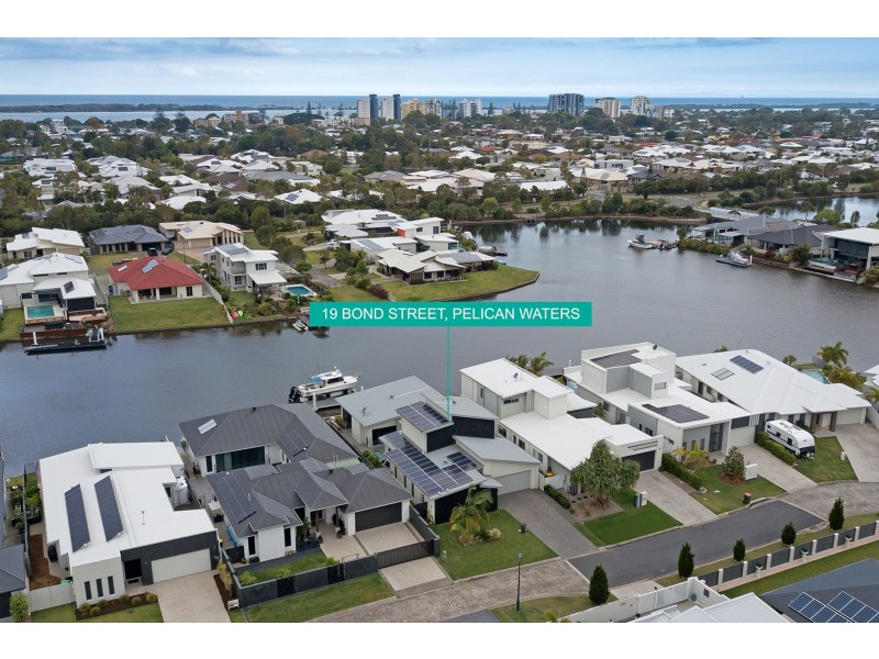 19 Bond Street, Pelican Waters QLD 4551