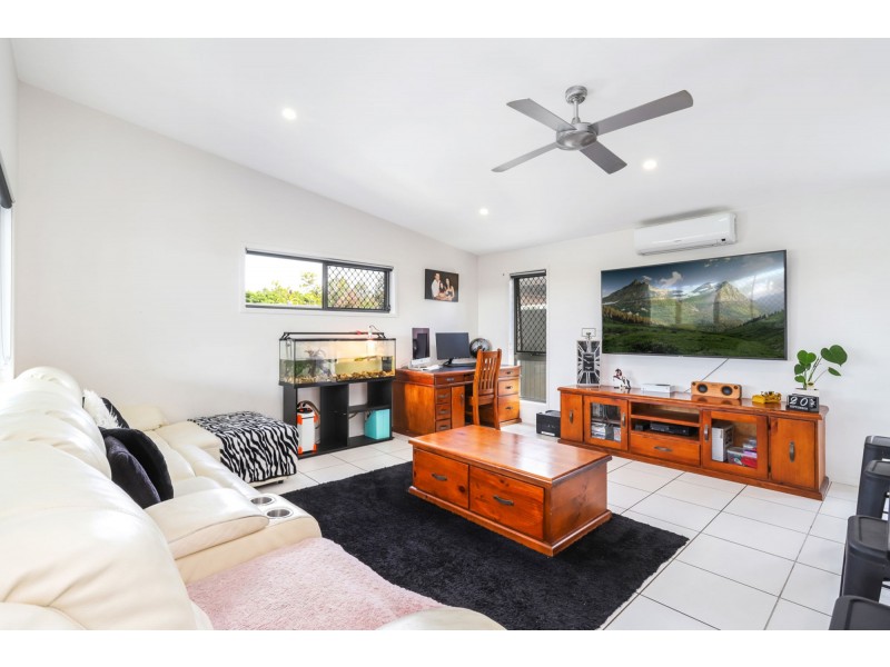 19 Russett Close, Caloundra West QLD 4551