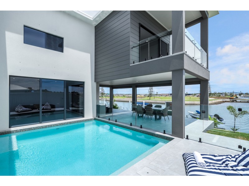 74 Marina View Drive, Pelican Waters QLD 4551