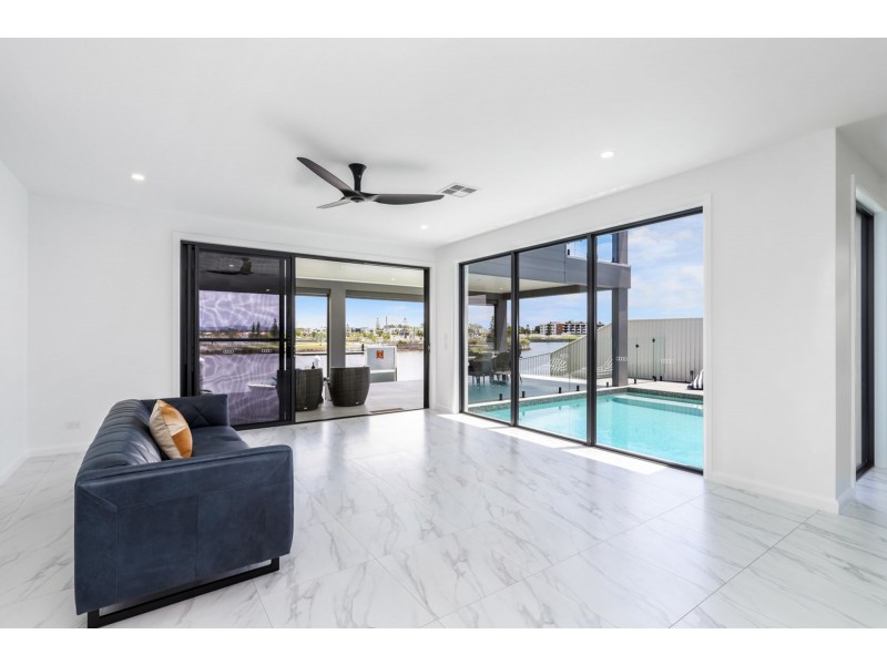 74 Marina View Drive, Pelican Waters QLD 4551