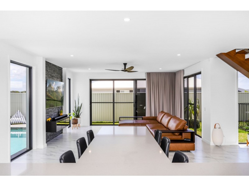74 Marina View Drive, Pelican Waters QLD 4551