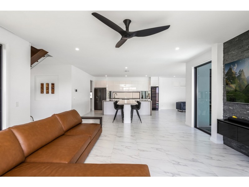 74 Marina View Drive, Pelican Waters QLD 4551