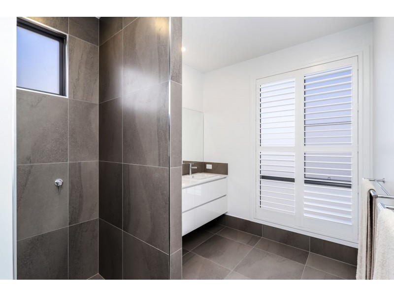 74 Marina View Drive, Pelican Waters QLD 4551