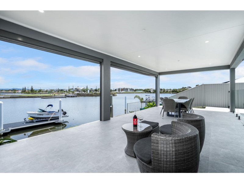 74 Marina View Drive, Pelican Waters QLD 4551