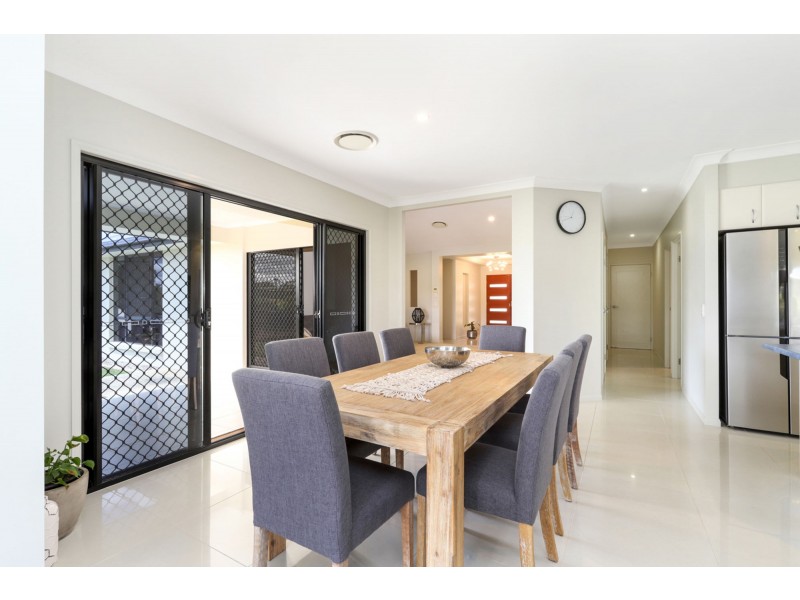 18 Harris Drive, Palmwoods QLD 4555