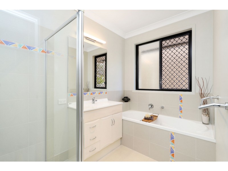 18 Harris Drive, Palmwoods QLD 4555