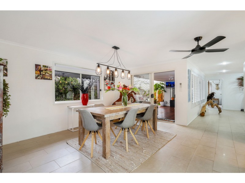 3 Felicia Court, Mountain Creek QLD 4557