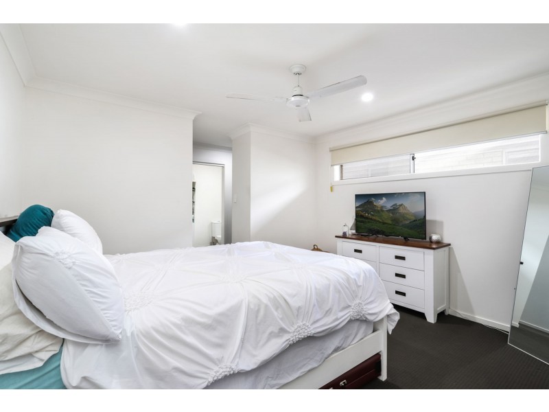 82 Haslewood Crescent, Meridan Plains QLD 4551